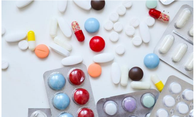 過(guò)敏性哮喘的藥物治療 支氣管擴(kuò)張劑、茶堿與抗生素的科學(xué)選擇